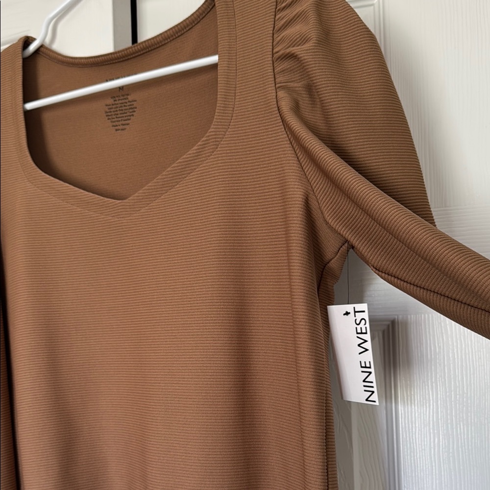 Nine West brown/tan ribbed top - Picture 5 of 6